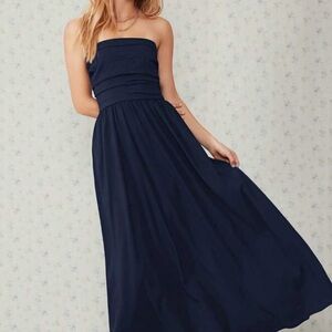 Navy strapless dress size S. NWOT but have original package. Unworn!